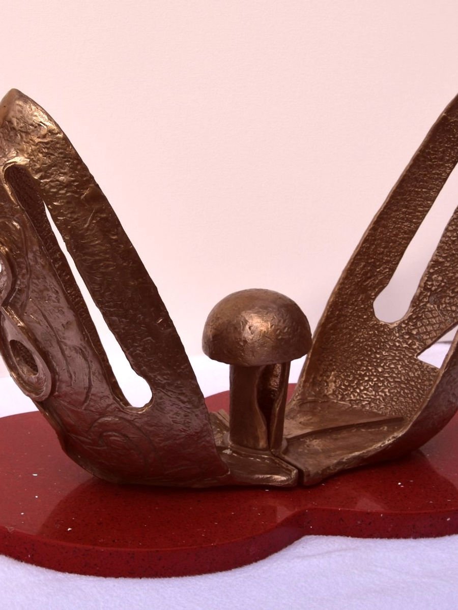 The Cosmic Egg I